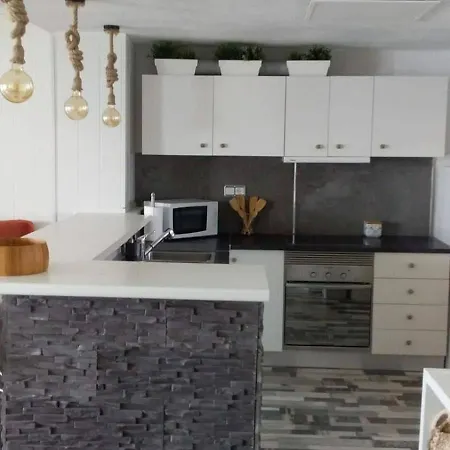 El Atico De Gonzalo * 拉曼加戴尔马尔梅纳